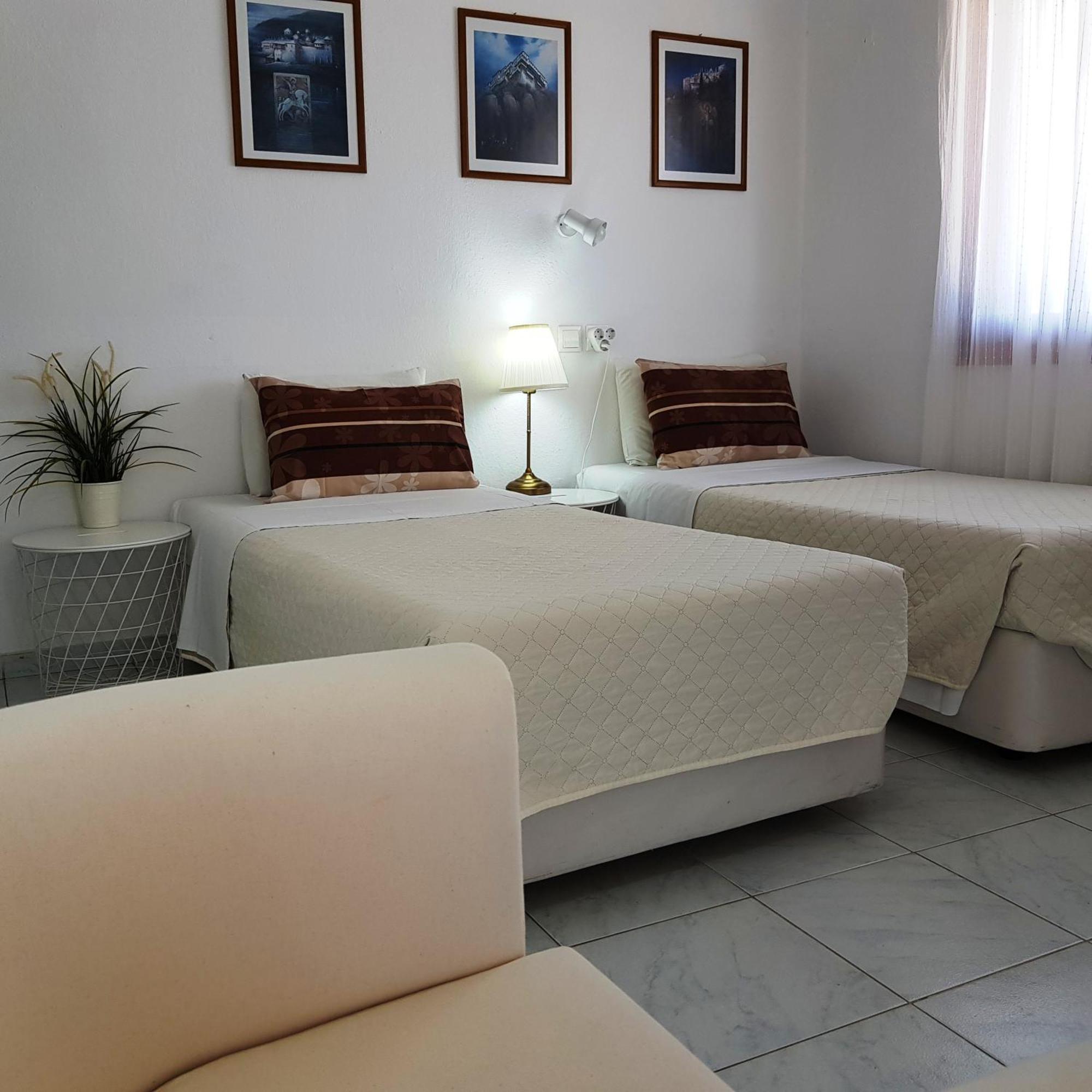 Pension Antonakis Ouranoupolis Greece Exterior foto